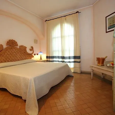 Poseidonia Hotel