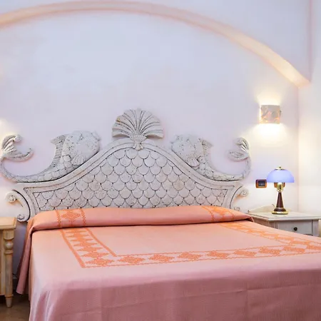 Poseidonia Hotel