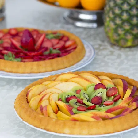 Poseidonia فندق 4*