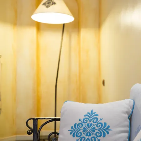 Hotel Poseidonia 4*