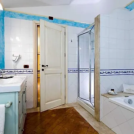 Szálloda Poseidonia 4*