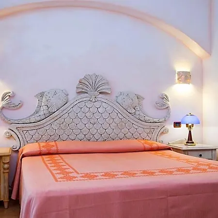 Poseidonia Szálloda 4*