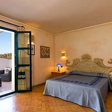 Poseidonia Szálloda 4*